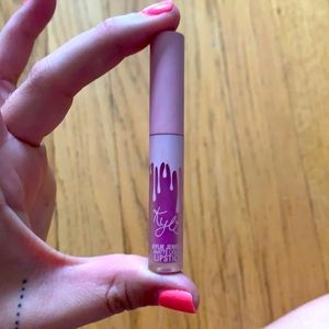 KYLIE Jenner liquid matte lipstick